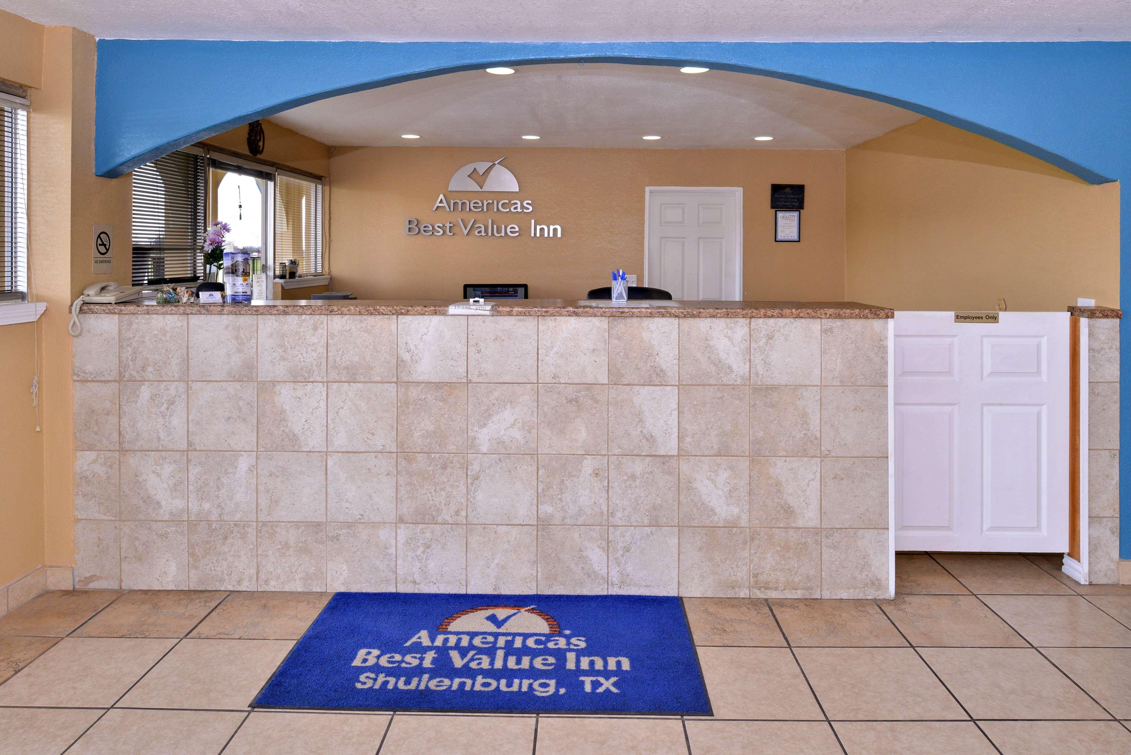 Americas Best Value Inn Schulenburg Екстер'єр фото